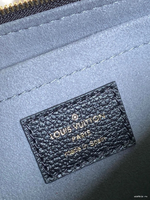 WIS VUITTON MULTI LOUIS POCHETTE ACCESSOIRES 0826